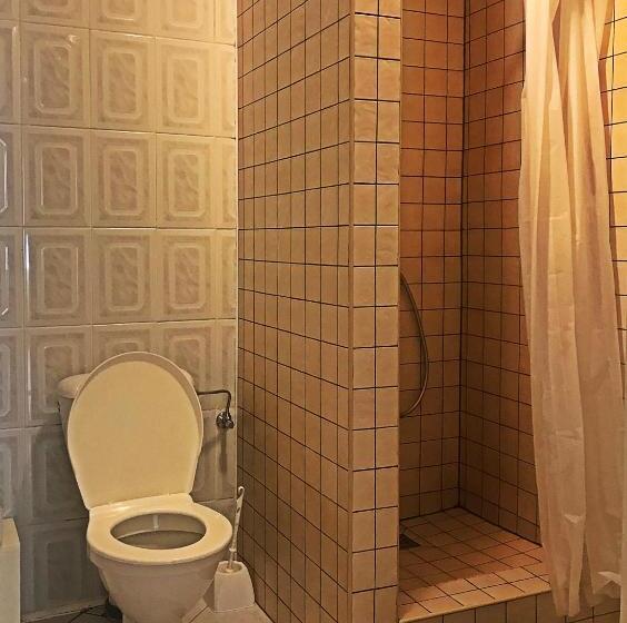 اتاق استاندارد با سرویس بهداشتی مشترک, Vila Jelita