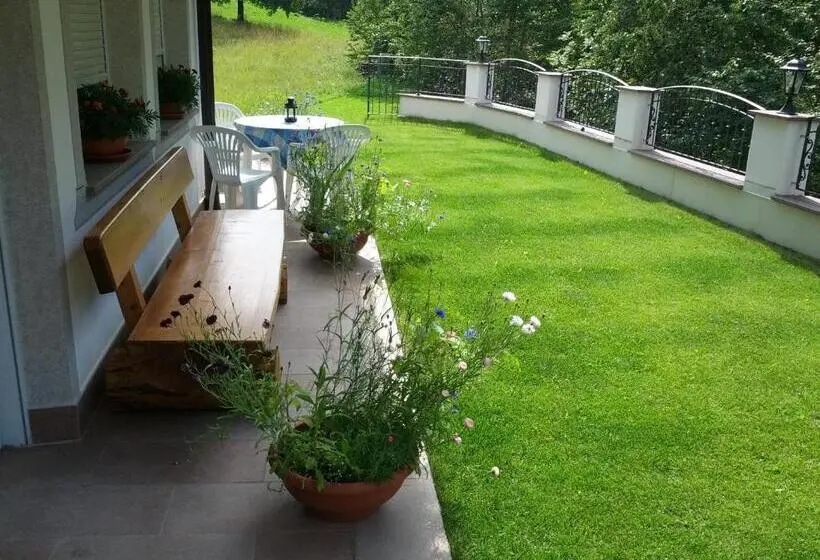 آپارتمان 1 خوابه, Villa Otto