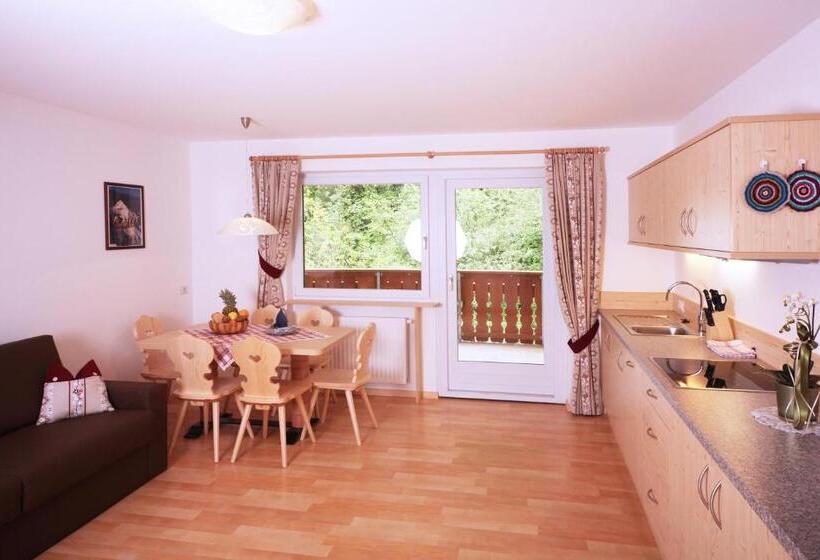 침실 2개 아파트, Villa Otto