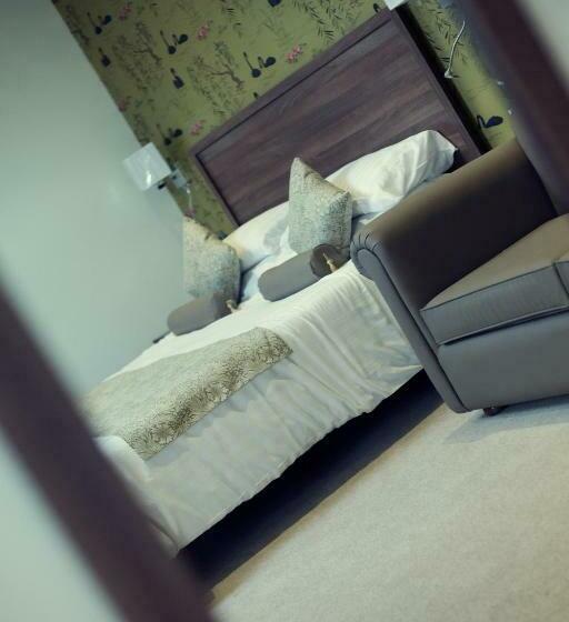 Номер Superior, The Black Swan