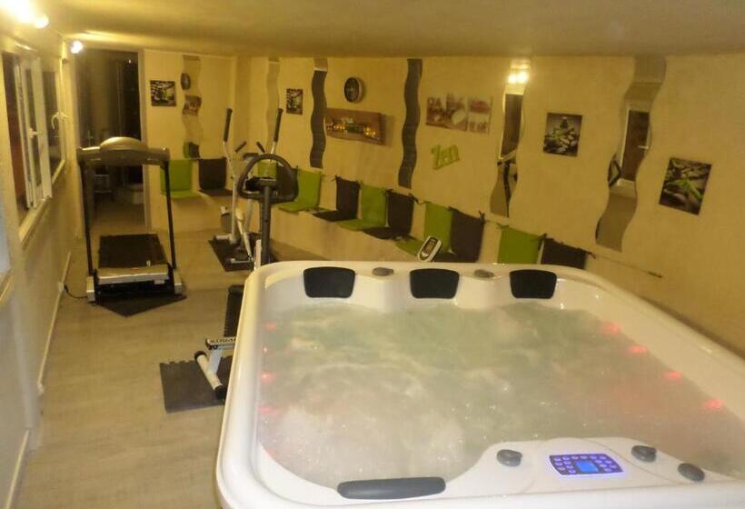 高级工作室, Appart'hôtel Les Tilleuls