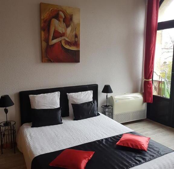 带1个卧室的顶楼公寓, Appart'hôtel Les Tilleuls