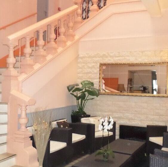 标准工作室, Appart'hôtel Les Tilleuls