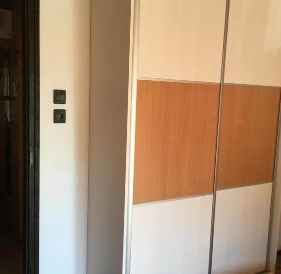 آپارتمان 2 خوابه, Ferenc Vendégház