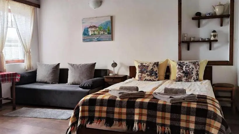 ジュニアスイート, Chardaka Guest House