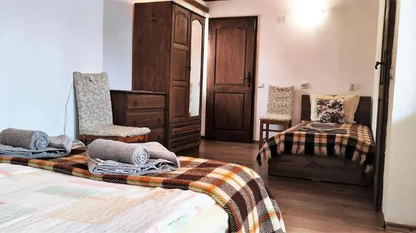 ジュニアスイート, Chardaka Guest House