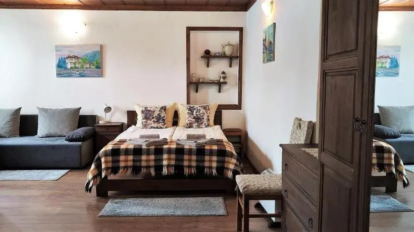 ジュニアスイート, Chardaka Guest House