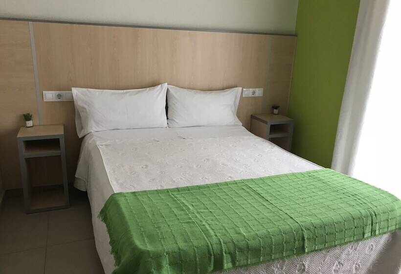 スタンダードルーム, Hostal Manuela