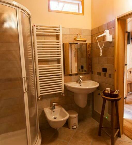 اتاق استاندارد, L Aroula Rooms & Restaurant