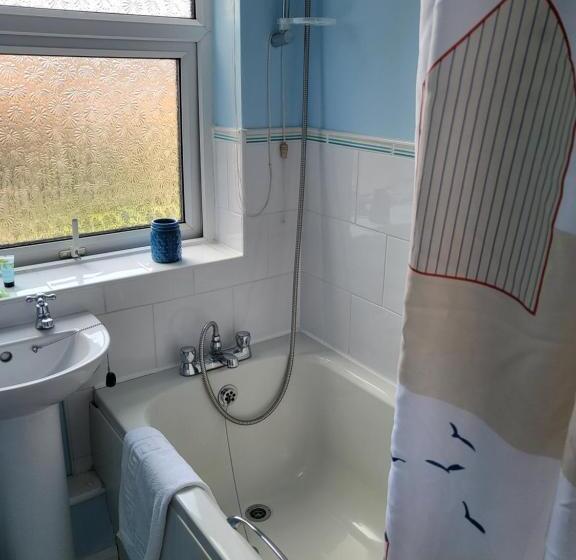 חדר סטנדרט, The Bluebell Guest House