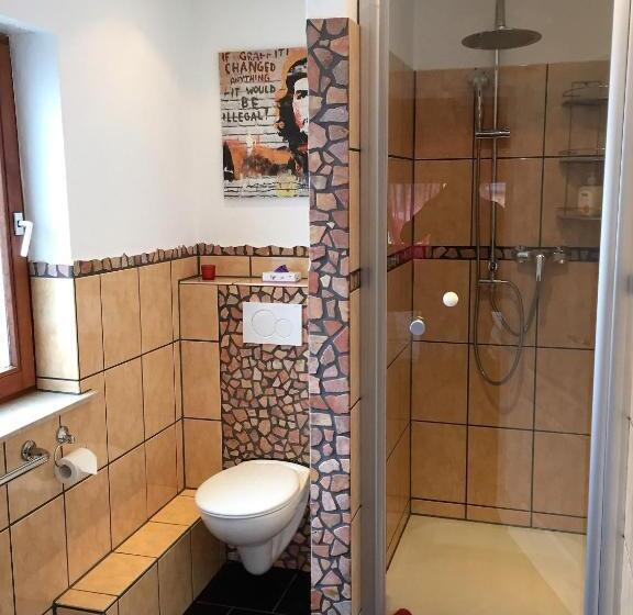 Quarto Quádruplo Standard, Europa Pension Zum Grünen Baum