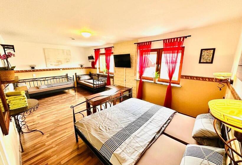 Quarto Quádruplo Standard, Europa Pension Zum Grünen Baum