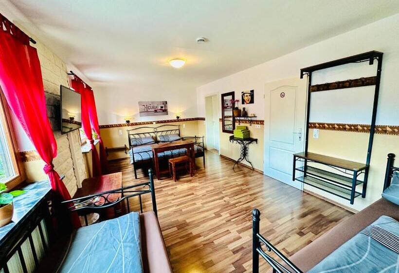 Quarto Quádruplo Standard, Europa Pension Zum Grünen Baum