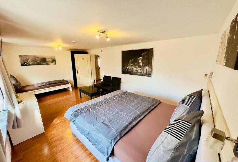 Quarto Quadruple Standard, Europa Pension Zum Grünen Baum