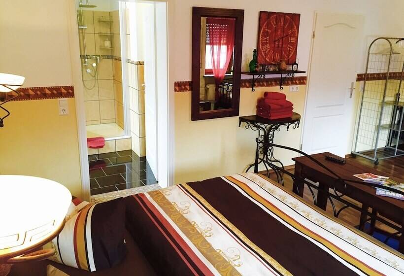 Quarto Quádruplo Standard, Europa Pension Zum Grünen Baum