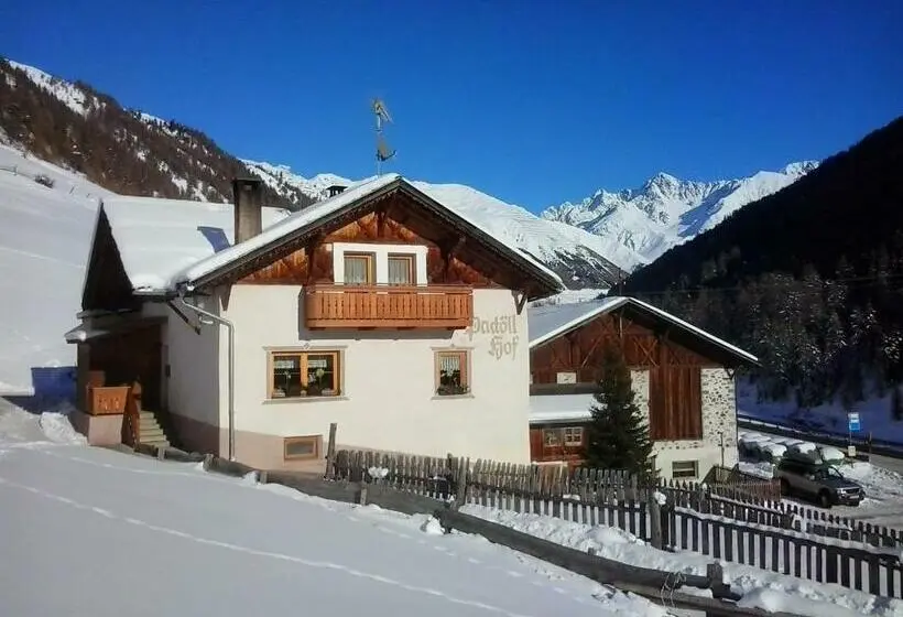 Standard-huone, Padoellhof