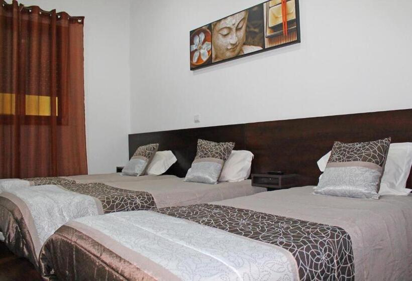 اتاق استاندارد سه نفره, D. Duarte I