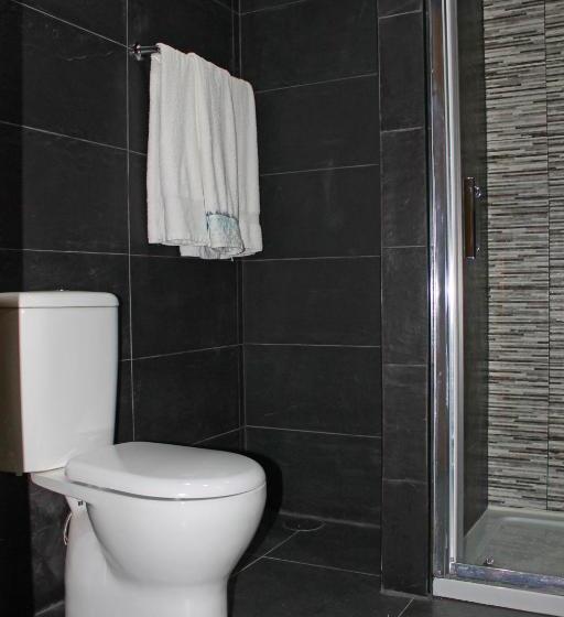 اتاق استاندارد چهار تخته, D. Duarte I