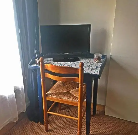 Standard Kolmen Hengen Huone, La Ferme Antoinette