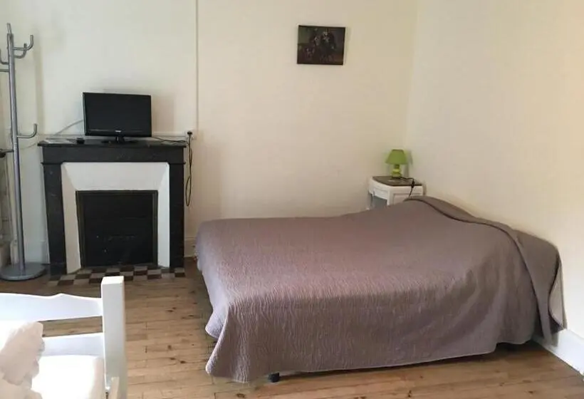 Perhehuone, La Ferme Antoinette