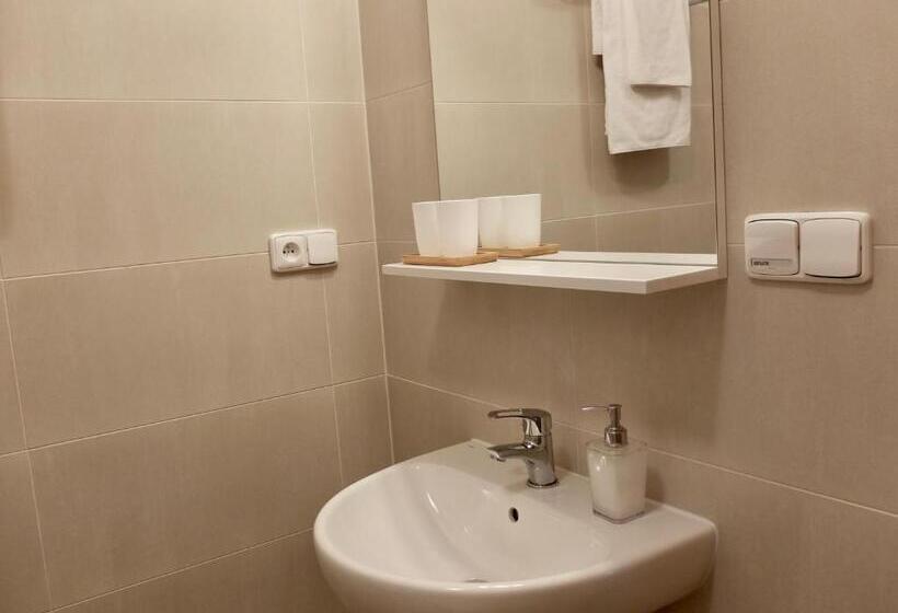 חדר אקונומי, Penzion Stará Pošta