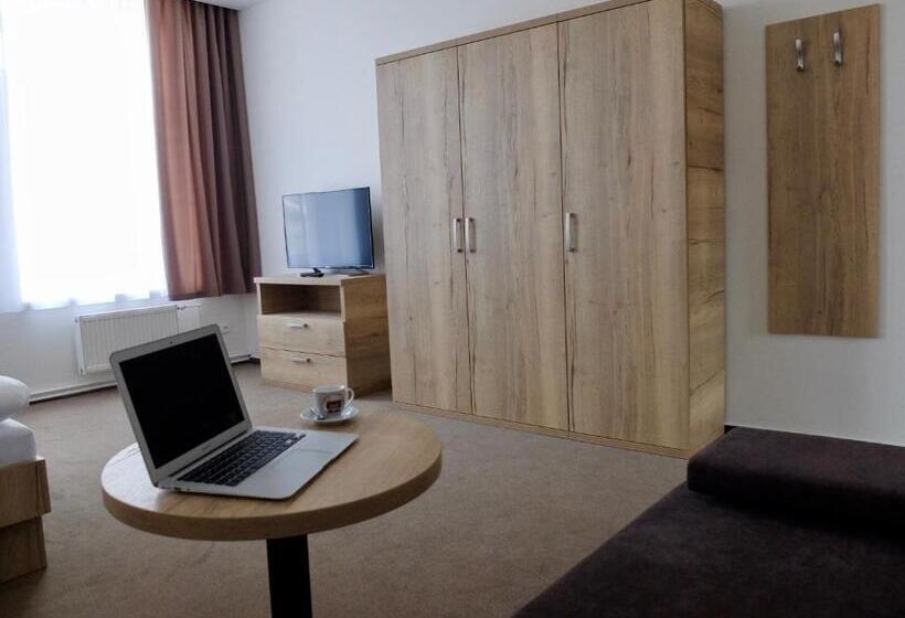 غرفة قياسية, Penzion Stará Pošta