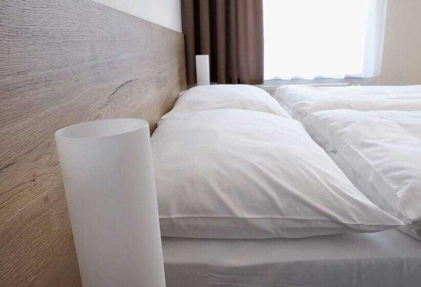 חדר סטנדרט לשלושה, Penzion Stará Pošta