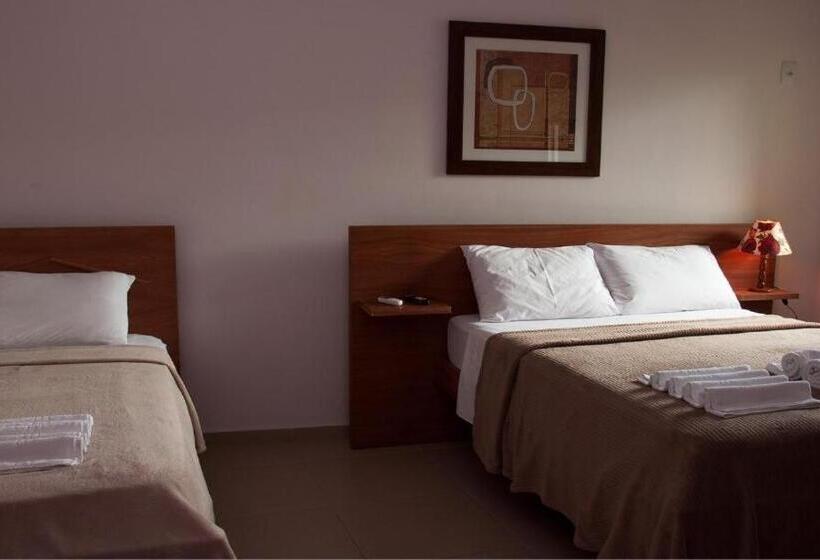 Standaard Driepersoonskamer, Pousada Encantos Do Peró