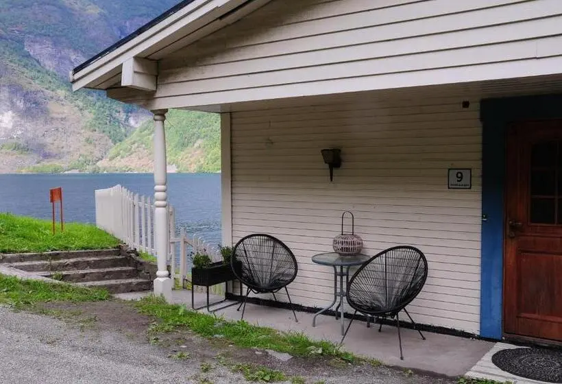 ２ベッドルームアパートメント, Visit Undredal