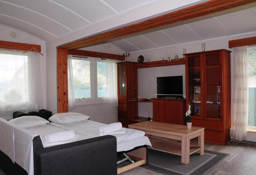 ２ベッドルームアパートメント, Visit Undredal