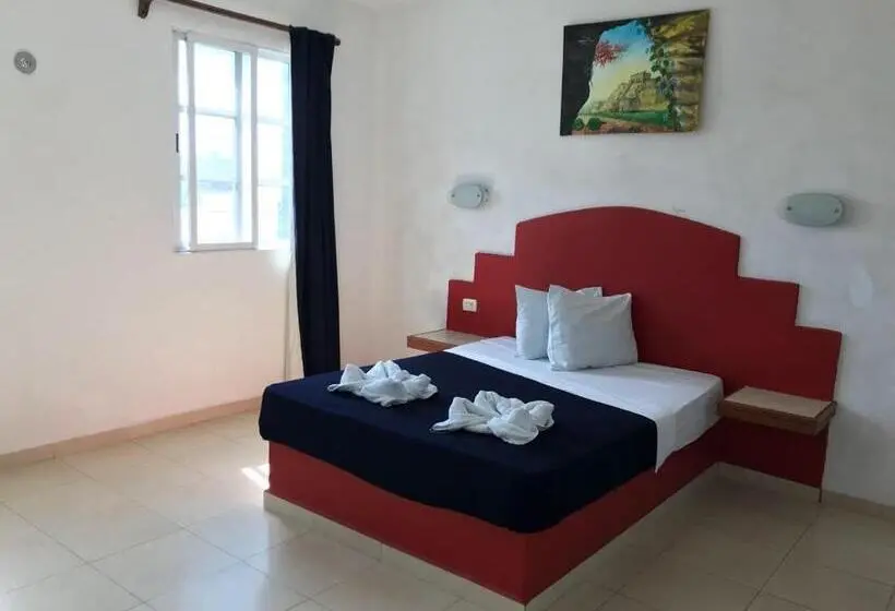 Estudio Estàndard, Progreso Beach