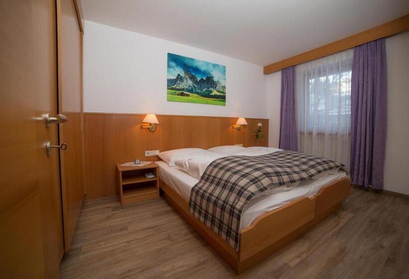 带1个卧室的高级公寓, Residence Erika