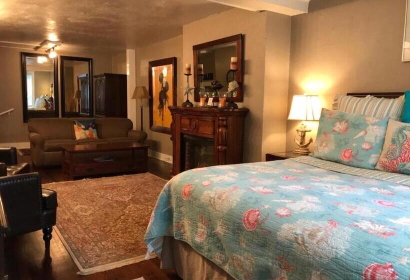 جناح سرير كينج, Inn At Harbour Village