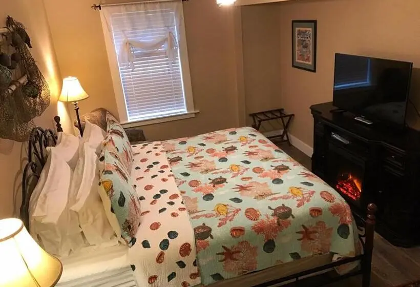 キングサイズベッドのスタンダードルーム, Inn At Harbour Village