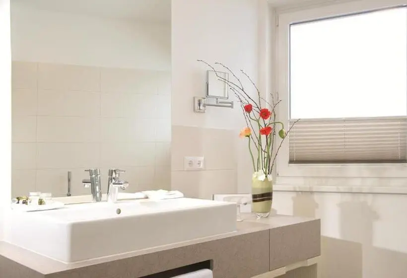 Suite, Holunderhof