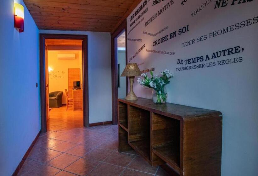 Номер Стандарт, Il Borgo Sul Lago