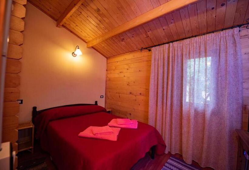 标准平房, Il Borgo Sul Lago