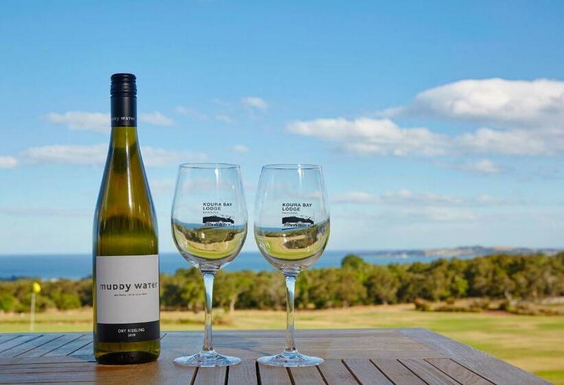 스탠다드 스튜디오 킹침대, Koura Bay Golf Resort