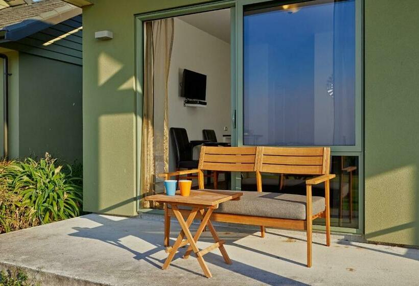 Студио Стандарт Кровать Кинг, Koura Bay Golf Resort