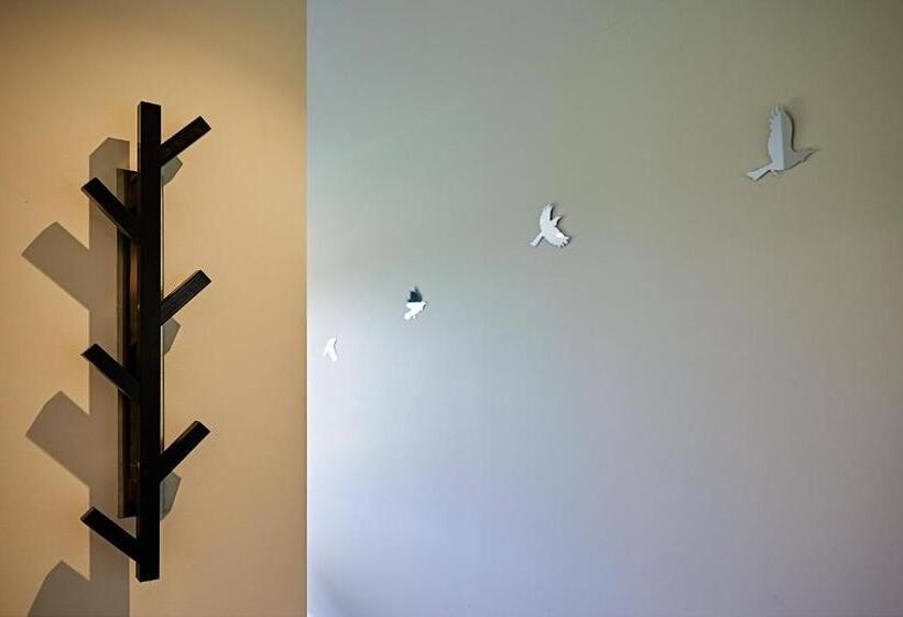 이그제큐티브 룸 킹사이즈 침대, Koura Bay Golf Resort