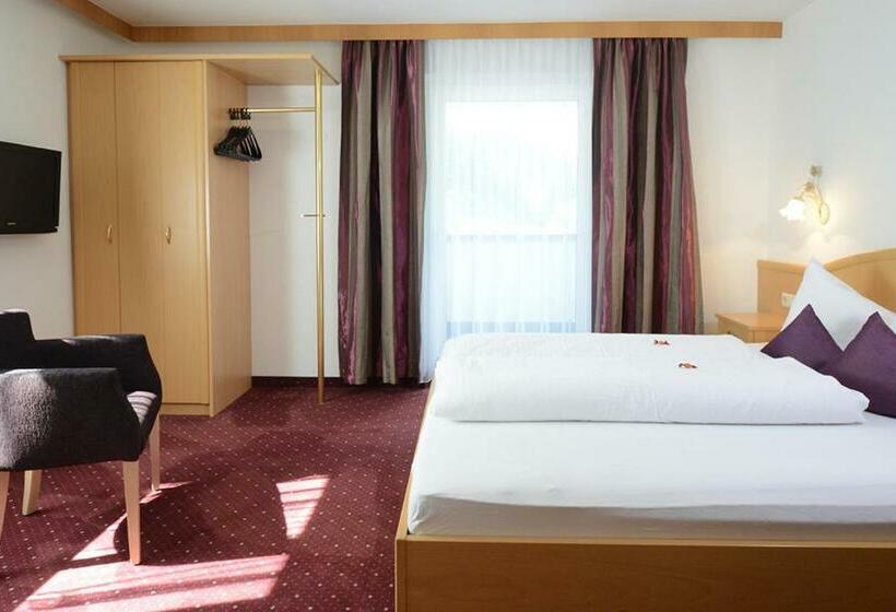 غرفة قياسية مزوَّدة بشُرفة, Birkheim