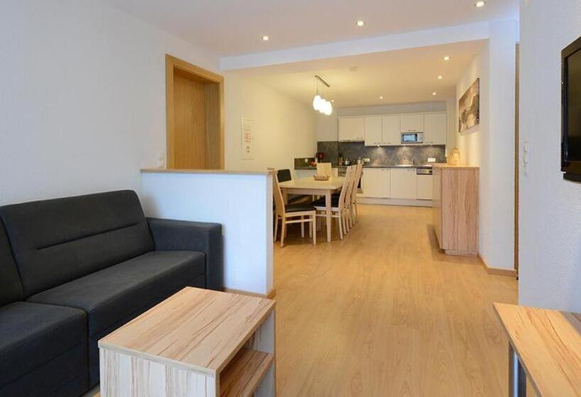 شقة غرفتين نوم مزودة بشُرفة, Birkheim