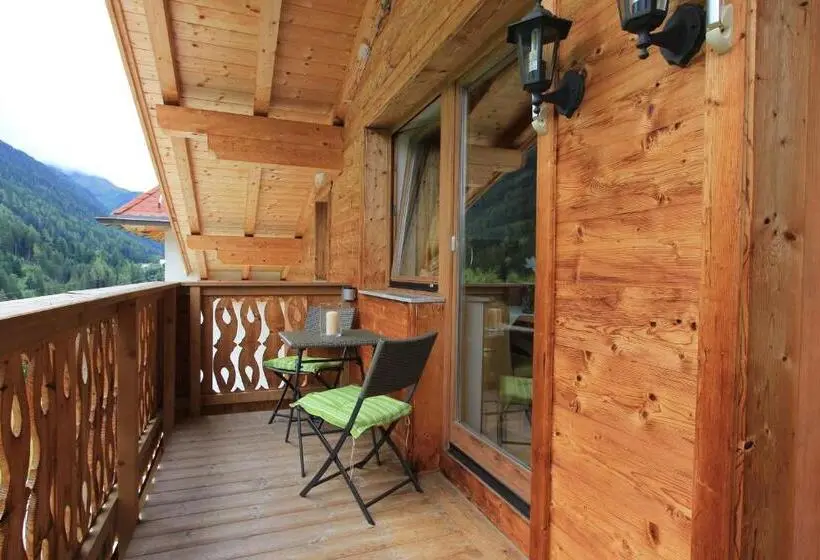 Huoneisto 1 Makuuhuone, Landhaus Lechthaler