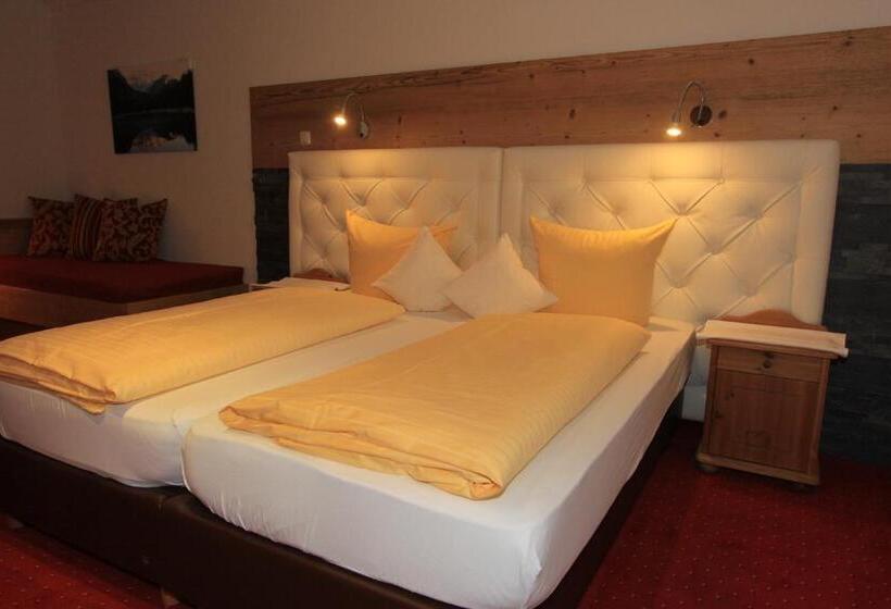 דירת שלושה חדרים, Landhaus Lechthaler