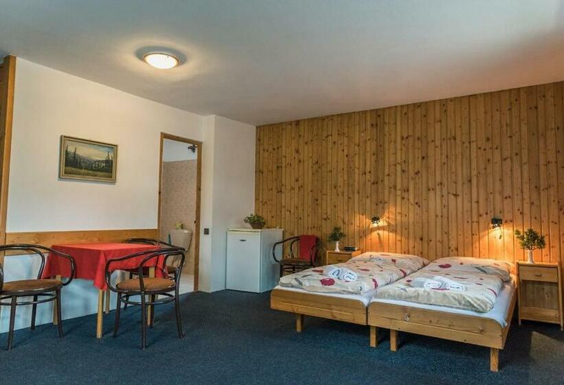 اتاق استاندارد چهار تخته, Penzion Familia Antol