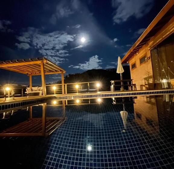 シャレー1寝室, Pousada Caminho Da Mata