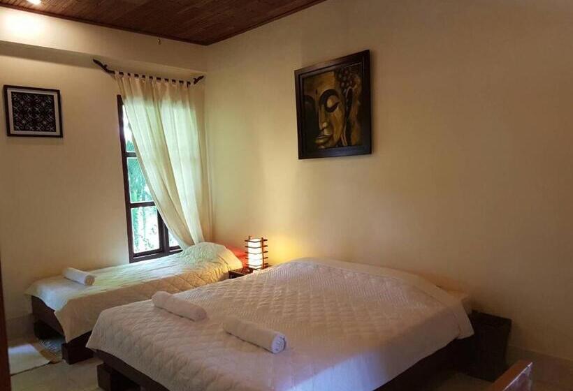 スーペリアトリプルルーム, Villa Thakhek