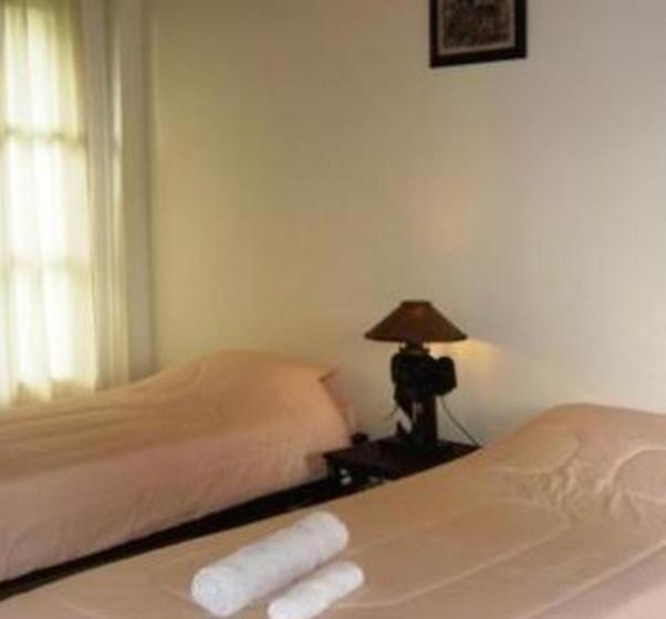 スーペリアトリプルルーム, Villa Thakhek