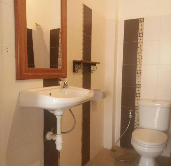 スーペリアトリプルルーム, Villa Thakhek