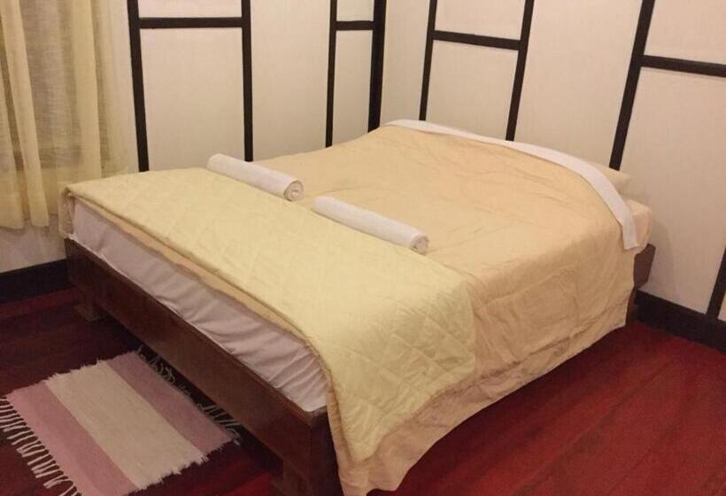 家族用バンガロー, Villa Thakhek